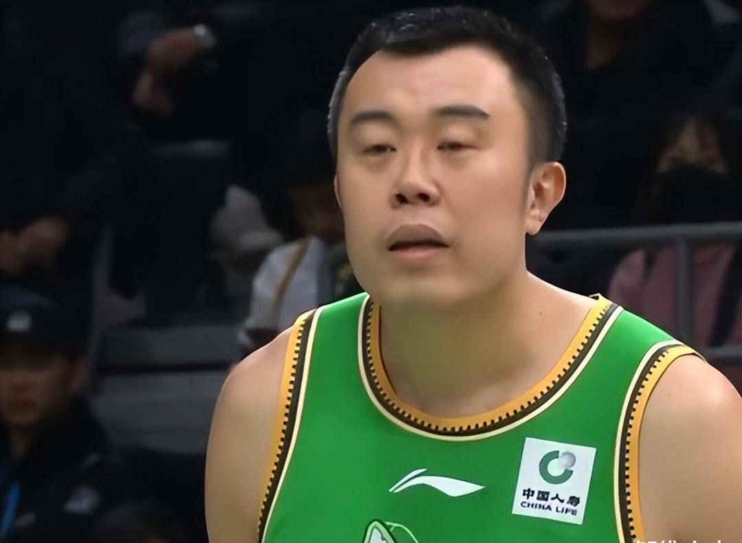 广厦男篮训练课后战术微调;志在世俱杯名次提升;压力陡增;赛季目标并未改变的简单介绍 广厦男篮训练课后战术微调;志在世俱杯名次提升;压力陡增;赛季目标并未改变的简单介绍