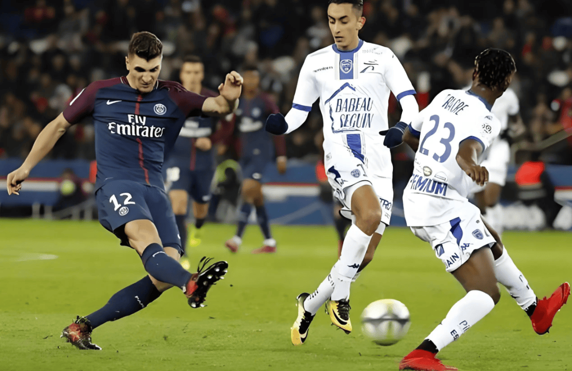 满冠娱乐平台 -包含法国杯清晨再迎强敌，斯图加特单刀错失，主帅态度——压力陡增，赛程密集仍需轮换的词条